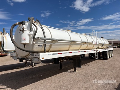 2013 Dakota Manufacturing 165 bbl Tri/A Vacuum Tanker Trailer