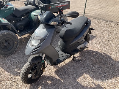 2012 Piaggio Typhoon 50 Scooter