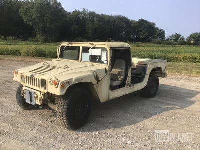 2001 AM General M1097A2 HMMWV 2 Door Soft Top w/Truck Body