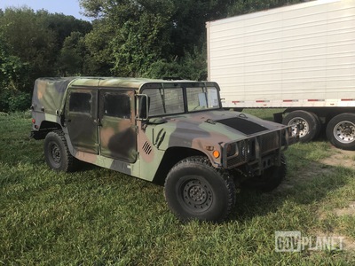 2007 AM General M1097R1 HMMWV 4 Door Soft Top w/Truck Body