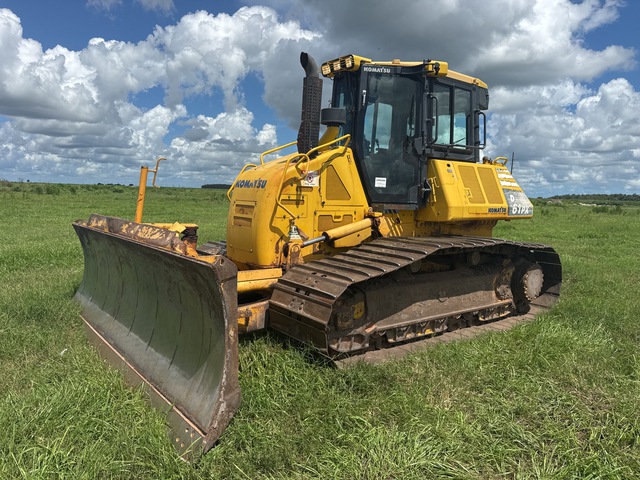 2017 Komatsu D61PX-24