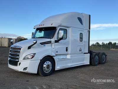 2019 Freightliner Cascadia 126 6x4 T/A Sleeper Truck Tractor