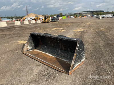 HLA MBHV96 97 in Telehandler Bucket - Fits Manitou MT1044