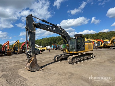 2010 John Deere 200D LC Tracked Excavator