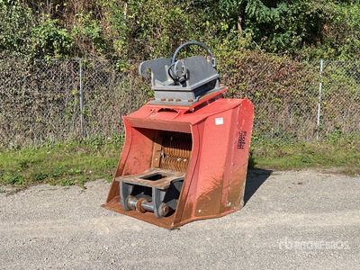 2019 Robi MM104 Godet cricketer Godet Cribleur Excavator Screening Bucket
