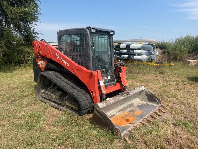 MINI CARGADOR SOBRE ORUGAS 2023 KUBOTA SVL972