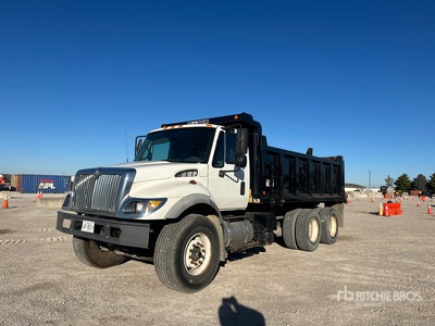 2006 International 7400 6x4 T/A Dump Truck