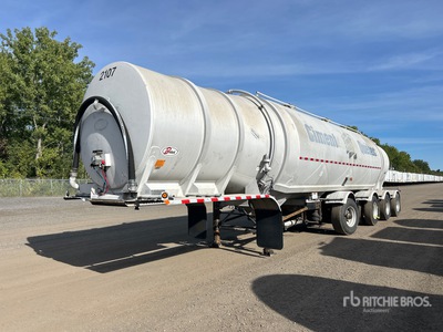 2004 Bedard Quad/A Pneumatic Bulk Trailer
