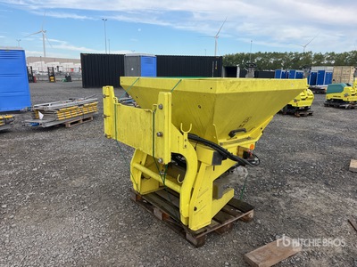 2018 Rauch AXEO 18.1 C Chip Spreader (Unused)