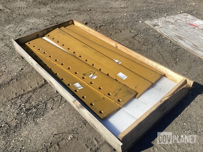 (5) Valk 13211E8645 Moldboard Cutting Edges
