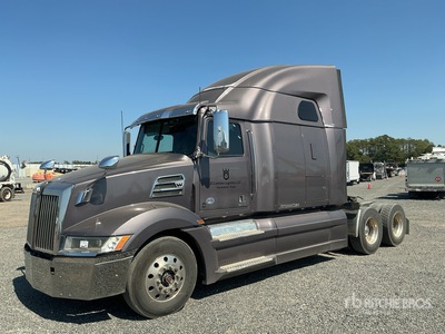 2018 Western Star 5700XE 6x4 T/A Slaapcabine Trekker