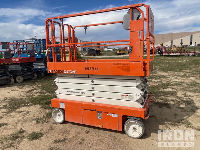 ELEVADOR TIJERA 2018 SNORKEL S4732E