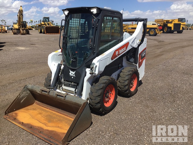 MINI CARGADOR SOBRE RUEDAS 2021 BOBCAT LOADER