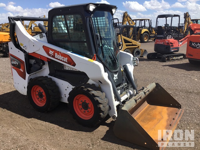 MINI CARGADOR SOBRE RUEDAS 2021 BOBCAT LOADER