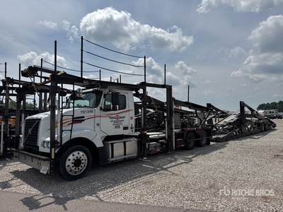 2013 Volvo VAH 6x4 Car Carrier Truck