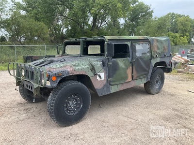 AM General M1097 HMMWV 4 Door Soft Top w/Truck Body