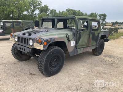 1986 AM General M1097R1 HMMWV 4 Door Soft Top w/Truck Body