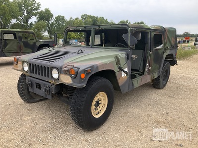 1988 AM General M1097R1 HMMWV 4 Door Soft Top w/Truck Body