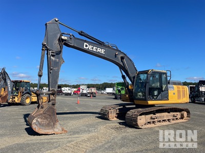 2019 John Deere 210G LC Tracked Excavator