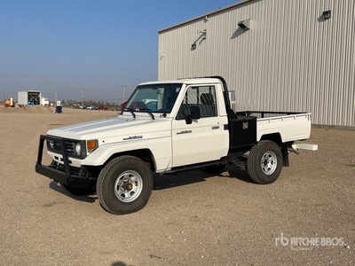 1984 Toyota Land Cruiser 4x4 Pickup