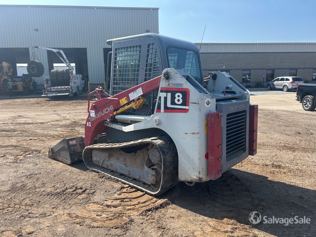 MINI CARGADOR SOBRE ORUGAS 2017 TAKEUCHI TL8