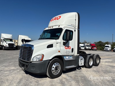 2018 Freightliner Cascadia 113 6x4 3-Achs Sattelzugmaschine