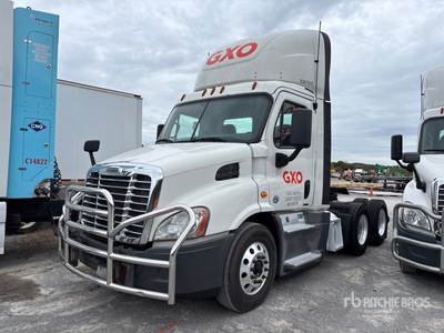 2018 Freightliner Cascadia 113 6x4 T/A Day Cab Truck Tractor (Inoperable)
