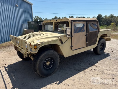 2009 AM General M1097R1 HMMWV 4 Door Soft Top w/Truck Body