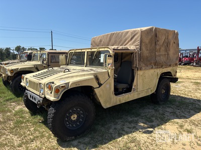 AM General M1097R1 HMMWV 2 Door Soft Top w/Truck Body