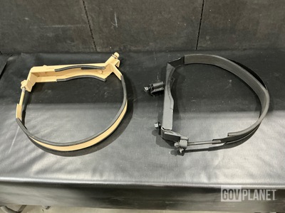 (35) Retaining Straps