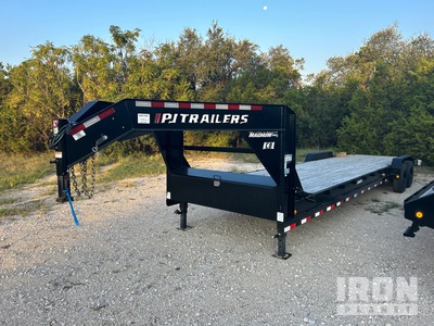 2023 PJ 32 ft T/A Gooseneck Equipment Trailer (Unused)