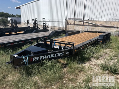 2024 PJ H5202 Equipment Trailer (Unused)