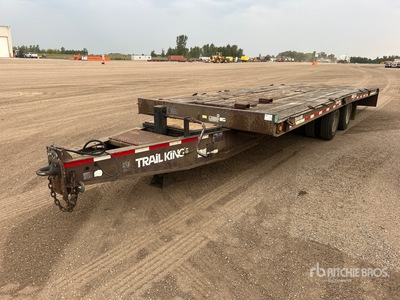 1996 Trail King 28 ft T/A مقطورة سطح السفينة المائلة