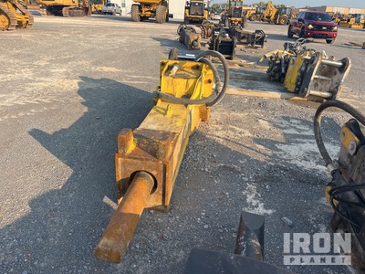 Epiroc HB3100 132 in Hydraulic Breaker