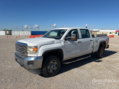 2018 GMC Sierra 2500HD 4x4 Crew Cab بيك اب