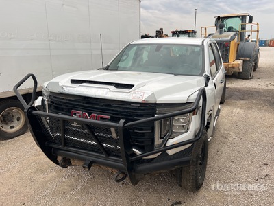 2023 GMC Sierra 3500HD 4x4 Cab and Chassis (Inoperable)