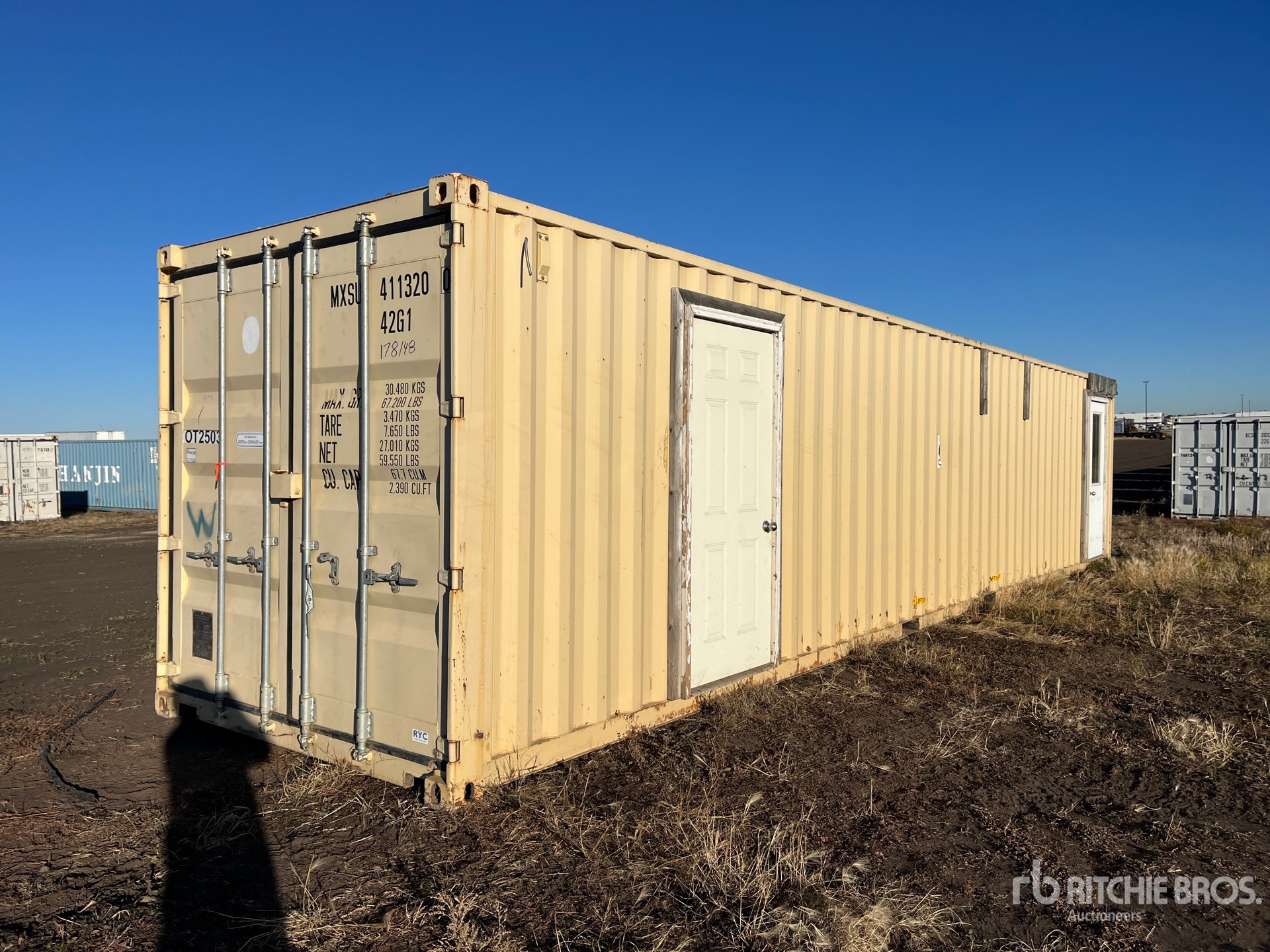 2013 40 ft Standard 2 Man doors Storage Container