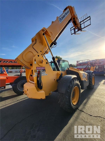 MANIPULADOR 2017 JCB