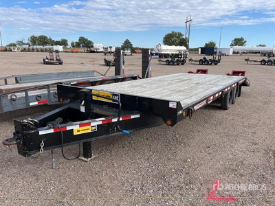 2022 Towmaster 25 ft T/A Equipment Trailer