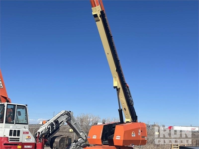 2017 JLG 660SJ رافعة تليسكوبية بذراع تطويل