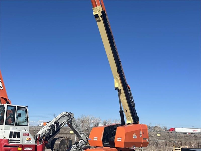 2017 JLG 660SJ Telescopic Boom Lift 2017 JLG 660SJ Telescopic Boom Lift