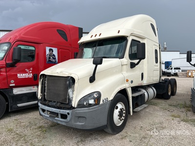 2018 Freightliner Cascadia 125 6x4 T/A Sleeper Truck Tractor
