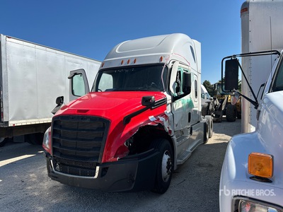 2018 Freightliner Cascadia 126 6x4 T/A Sleeper Truck Tractor