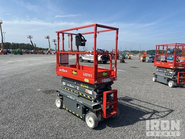 ELEVADOR TIJERA 2024 SKYJACK SJ3219