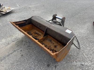 Bobcat 48 in Excavator Bucket - Fits Bobcat
