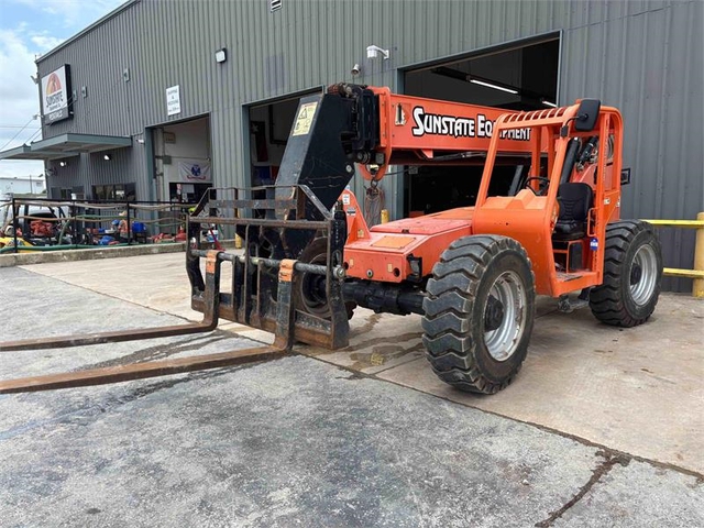 2015 SkyTrak 8042 Telehandler 2015 SkyTrak 8042 Telehandler