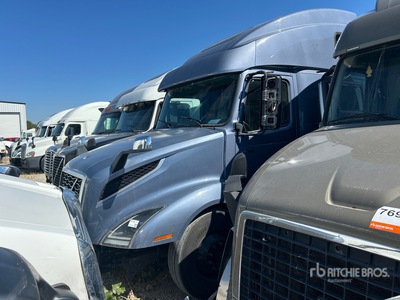2020 Volvo VNL 6x4 T/A Sleeper Truck Tractor