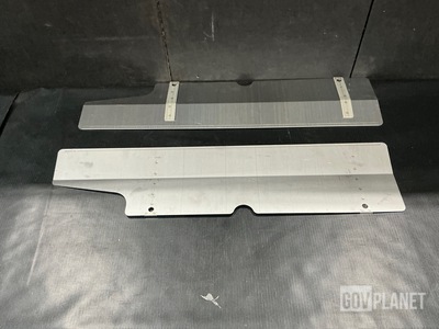 (32) Navistar 3826629C1 Protective Covers