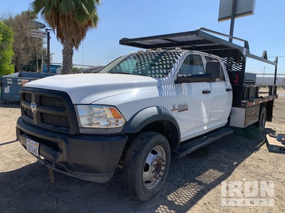 2015 Ram 5500 CHASSIS Crew Cab w/ Crane 4x4 Crew Cab Flatbed Truck