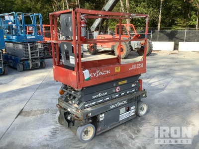 2016 Skyjack SJIII3219 Electric Scissor Lift